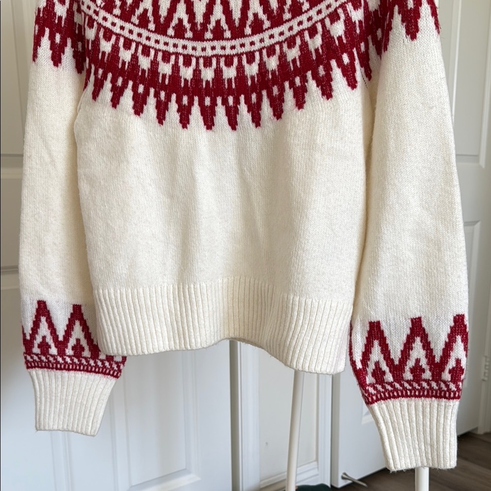 H&M Red and White Patterned Women's fair isle Sweater new without tags - Picture 3 of 5